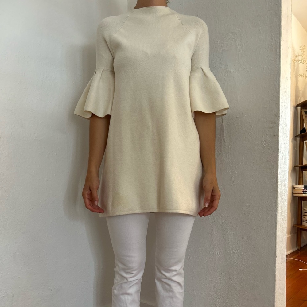 Cashmere off white (cream) sweat with bell sleeves M